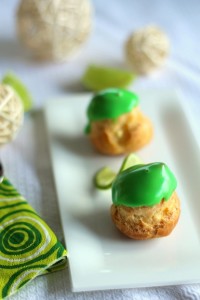 » Petits choux à la crème pâtissière au citron vert