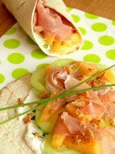 » Wraps crudités jambon speck et sauce au yaourt