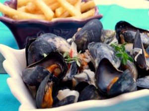 » Moules échalote tomate vin blanc et crème