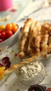 » Tortillons feuilletés sauce chèvre chorizo tomate séchée